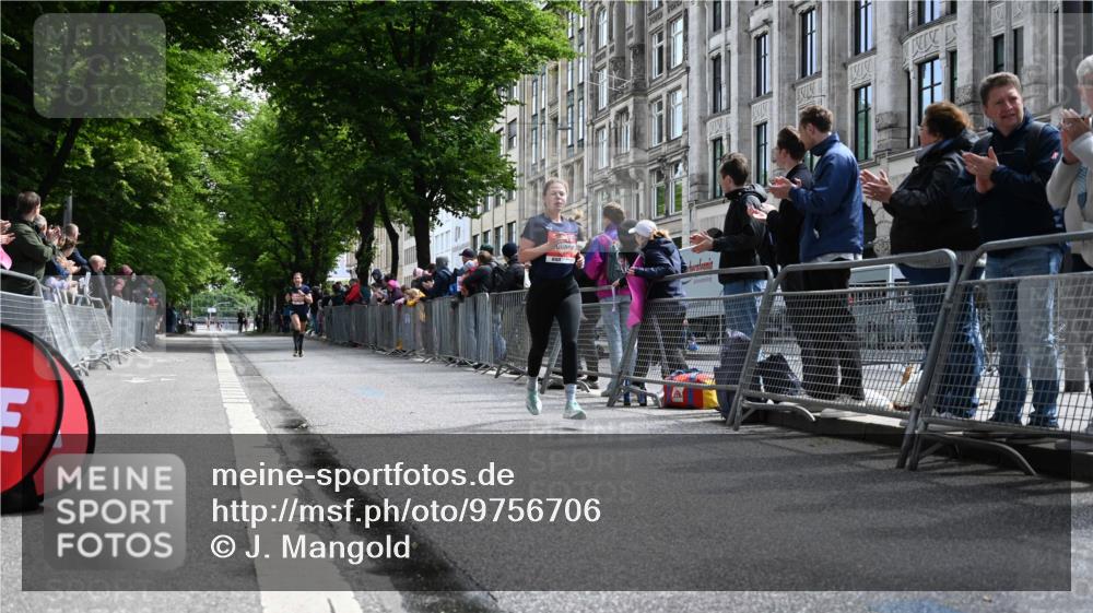 14.06.2026 - REWE Women's Run J. Mangold http://msf.ph/oto/9756706 14.06.2026 10:50:59 Ziel 5007, 5068, 5263 meine-sportfotos.de