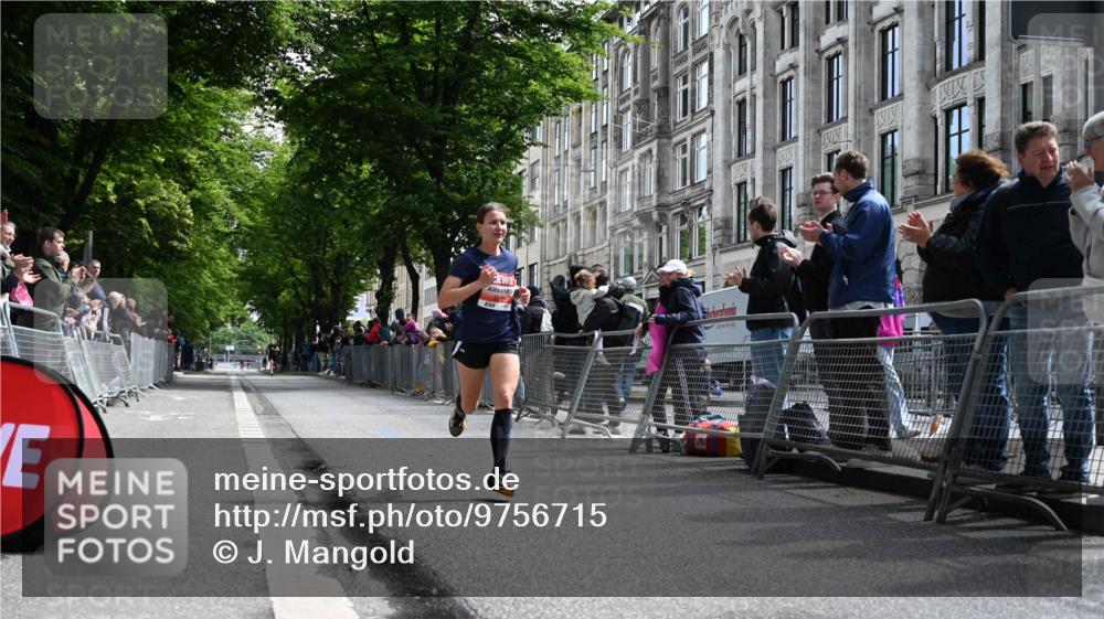 14.06.2026 - REWE Women's Run J. Mangold http://msf.ph/oto/9756715 14.06.2026 10:51:04 Ziel 5068, 5263 meine-sportfotos.de