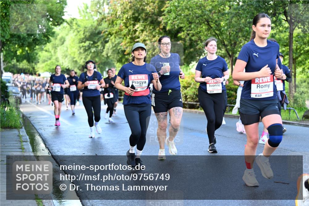 14.06.2026 - REWE Women's Run Dr. Thomas Lammeyer http://msf.ph/oto/9756749 14.06.2026 09:20:32 Laufen 10340, 577, 10078, 57, 10583, 7 meine-sportfotos.de