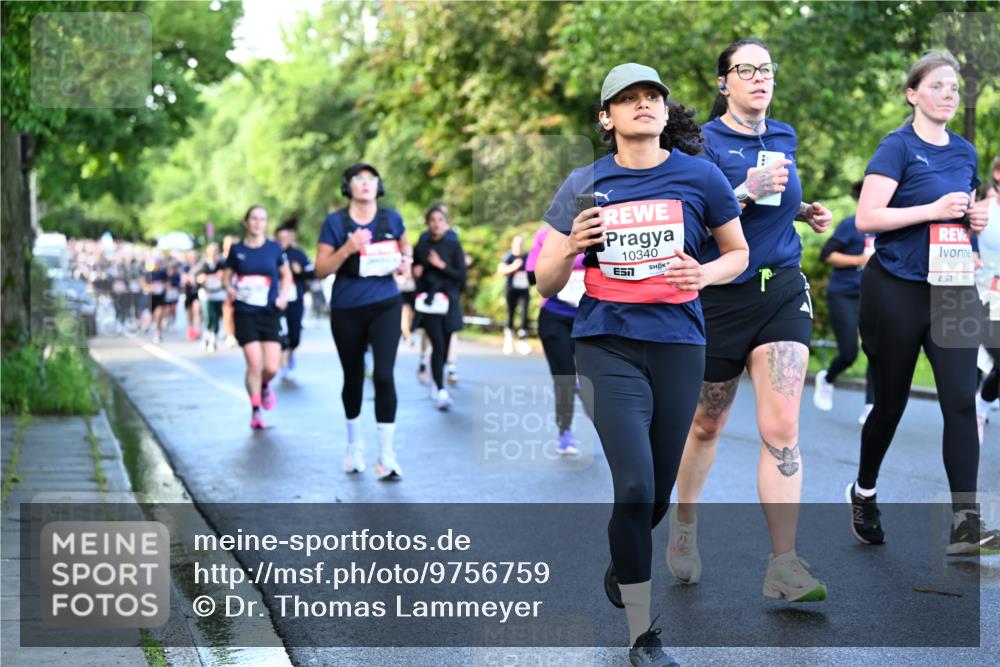 14.06.2026 - REWE Women's Run Dr. Thomas Lammeyer http://msf.ph/oto/9756759 14.06.2026 09:20:33 Laufen 10340, 7, 10078, 57 meine-sportfotos.de