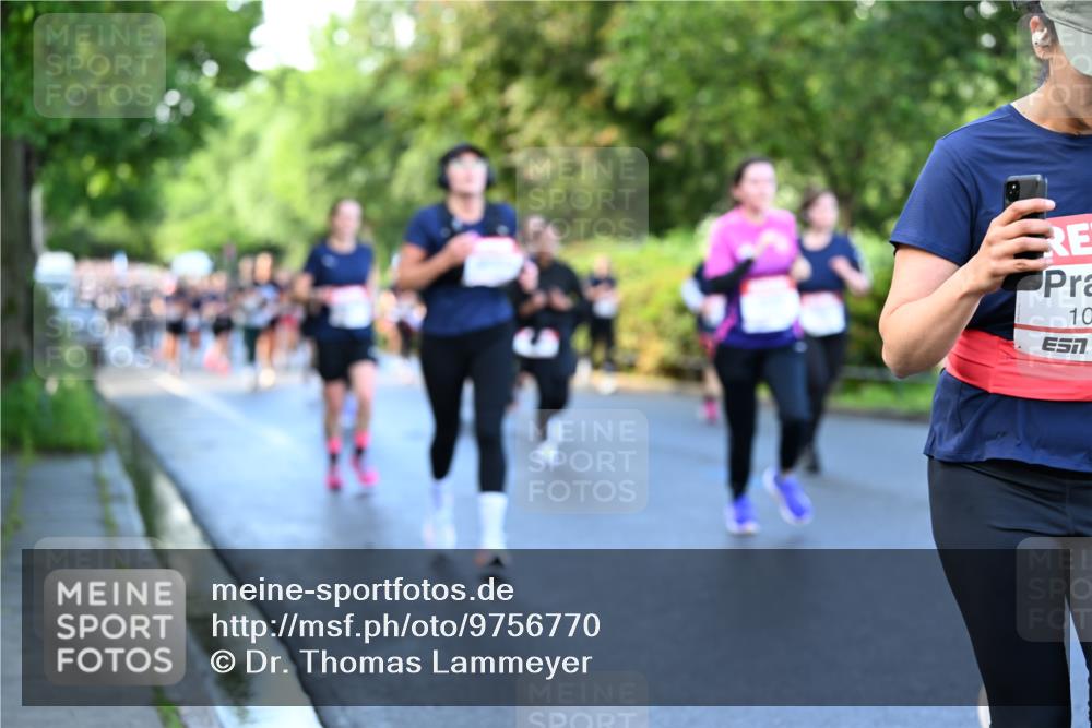 14.06.2026 - REWE Women's Run Dr. Thomas Lammeyer http://msf.ph/oto/9756770 14.06.2026 09:20:34 Laufen 10 meine-sportfotos.de