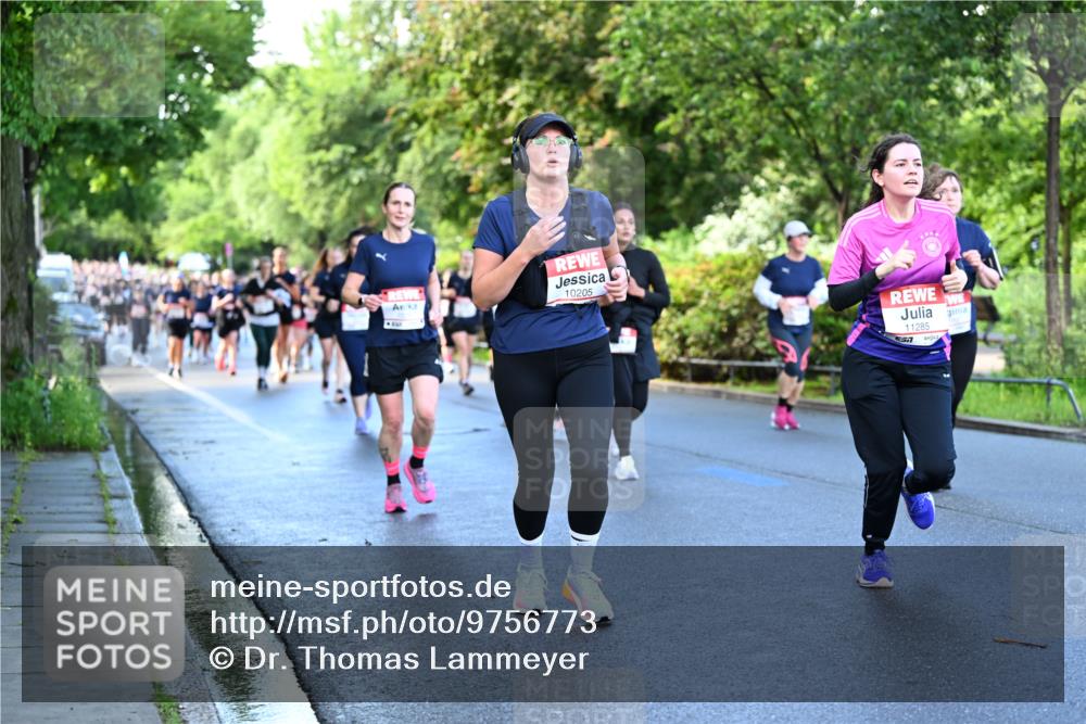 14.06.2026 - REWE Women's Run Dr. Thomas Lammeyer http://msf.ph/oto/9756773 14.06.2026 09:20:35 Laufen 10205, 11285 meine-sportfotos.de