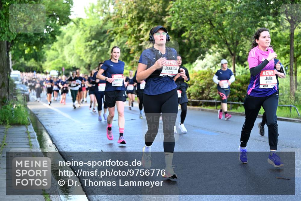 14.06.2026 - REWE Women's Run Dr. Thomas Lammeyer http://msf.ph/oto/9756776 14.06.2026 09:20:35 Laufen 30, 10205, 11285, 4 meine-sportfotos.de
