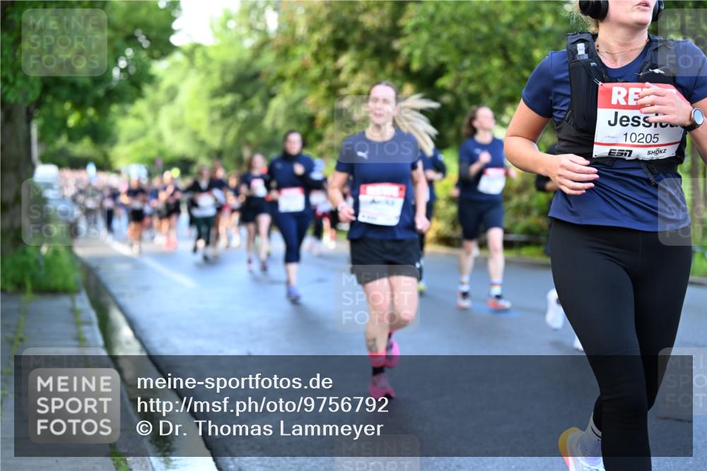 14.06.2026 - REWE Women's Run Dr. Thomas Lammeyer http://msf.ph/oto/9756792 14.06.2026 09:20:36 Laufen 10205, 7 meine-sportfotos.de