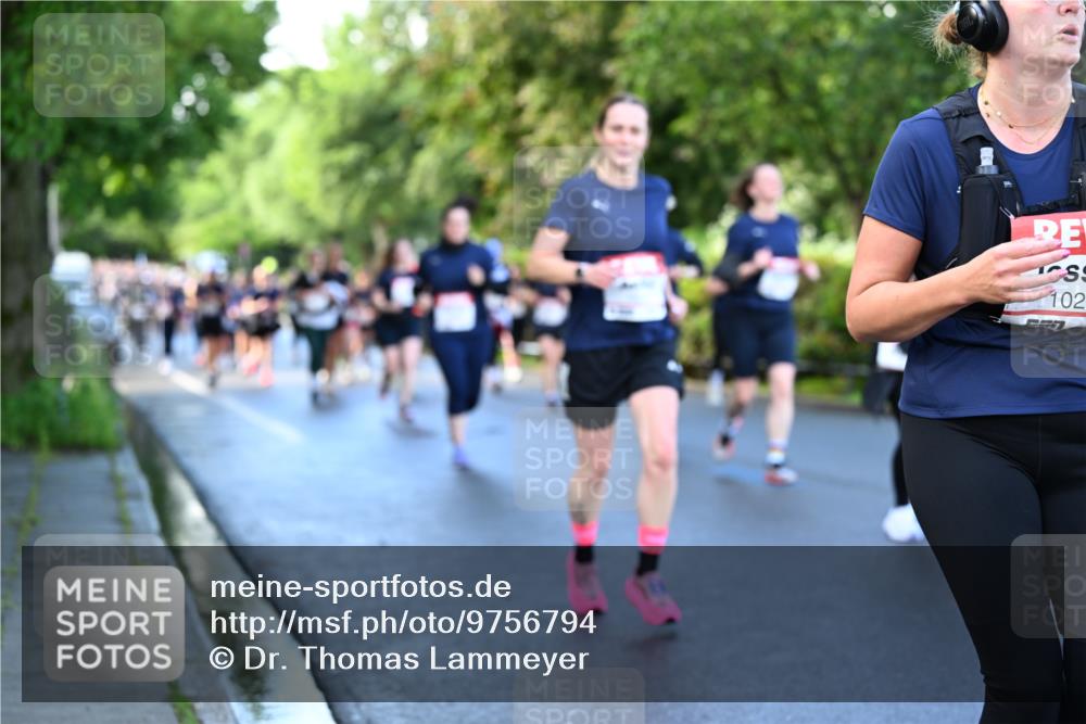 14.06.2026 - REWE Women's Run Dr. Thomas Lammeyer http://msf.ph/oto/9756794 14.06.2026 09:20:36 Laufen 102 meine-sportfotos.de