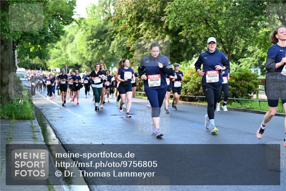 14.06.2026 - REWE Women's Run Dr. Thomas Lammeyer http://msf.ph/oto/9756805 14.06.2026 09:20:38 Laufen 11310, 11115, 5 meine-sportfotos.de