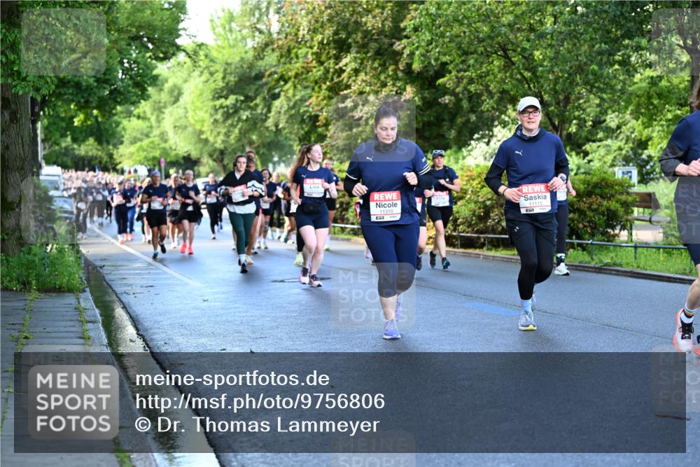 14.06.2026 - REWE Women's Run Dr. Thomas Lammeyer http://msf.ph/oto/9756806 14.06.2026 09:20:38 Laufen 11310, 7, 11115 meine-sportfotos.de