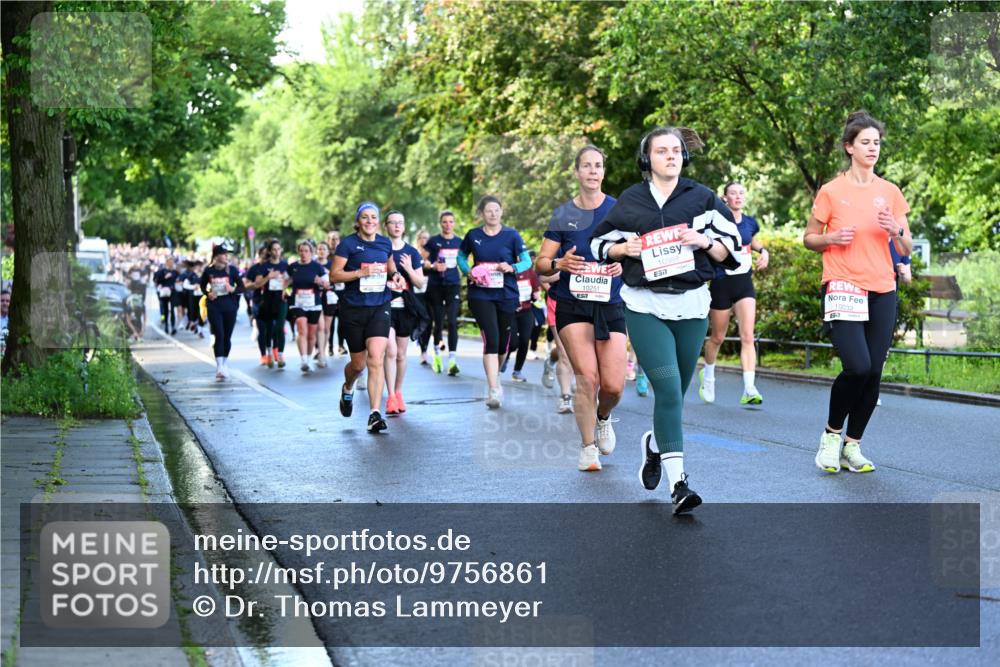 14.06.2026 - REWE Women's Run Dr. Thomas Lammeyer http://msf.ph/oto/9756861 14.06.2026 09:20:42 Laufen 10251, 10988, 10032 meine-sportfotos.de