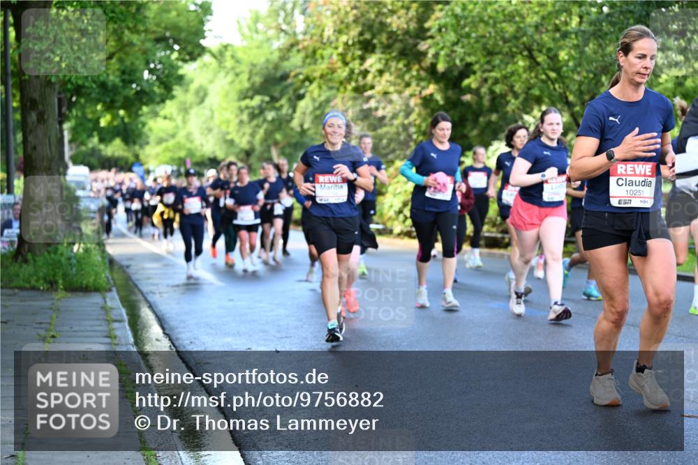 14.06.2026 - REWE Women's Run Dr. Thomas Lammeyer http://msf.ph/oto/9756882 14.06.2026 09:20:44 Laufen 10251 meine-sportfotos.de