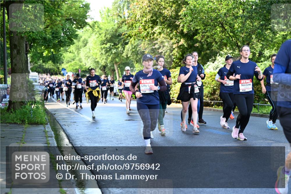 14.06.2026 - REWE Women's Run Dr. Thomas Lammeyer http://msf.ph/oto/9756942 14.06.2026 09:20:48 Laufen 10665 meine-sportfotos.de