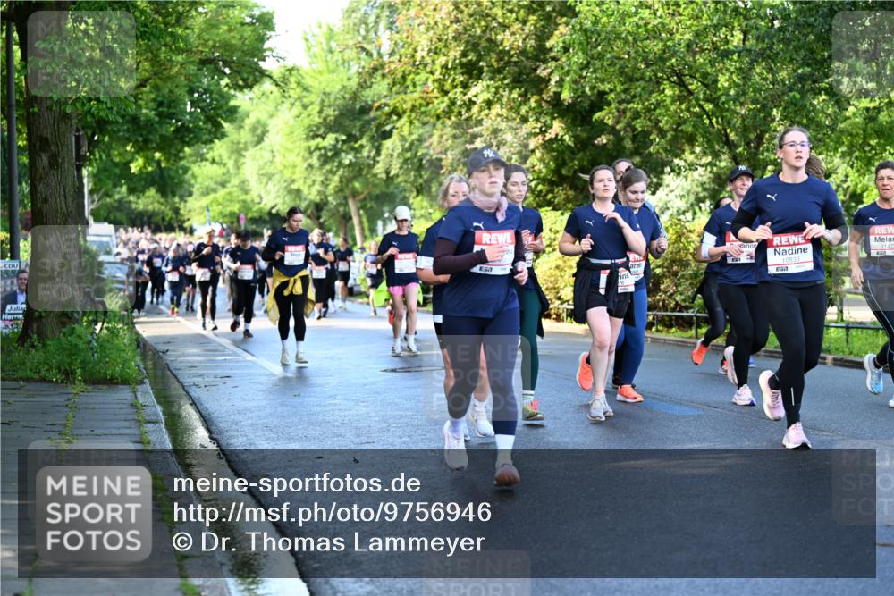 14.06.2026 - REWE Women's Run Dr. Thomas Lammeyer http://msf.ph/oto/9756946 14.06.2026 09:20:48 Laufen 10533, 7 meine-sportfotos.de