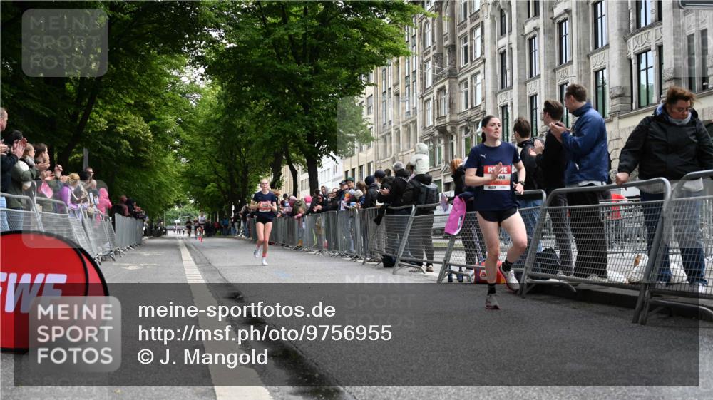 14.06.2026 - REWE Women's Run J. Mangold http://msf.ph/oto/9756955 14.06.2026 10:53:01 Ziel 5493, 5694, 5815, 5990 meine-sportfotos.de