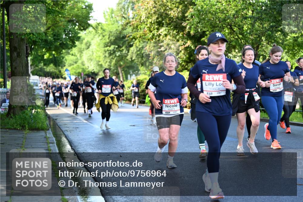 14.06.2026 - REWE Women's Run Dr. Thomas Lammeyer http://msf.ph/oto/9756964 14.06.2026 09:20:49 Laufen 10371, 10668, 7, 11068 meine-sportfotos.de
