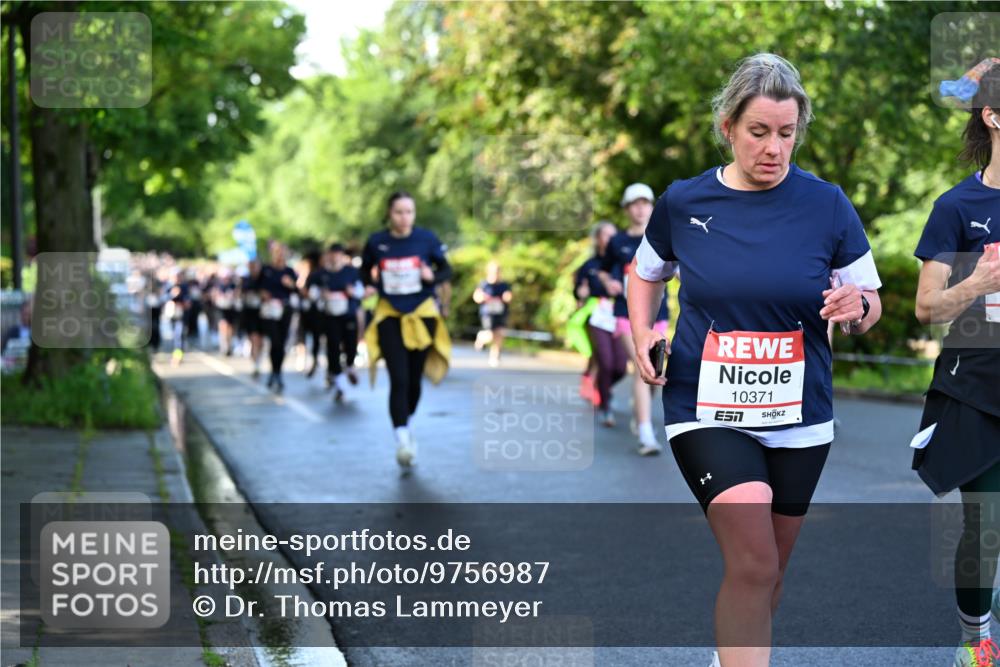 14.06.2026 - REWE Women's Run Dr. Thomas Lammeyer http://msf.ph/oto/9756987 14.06.2026 09:20:51 Laufen 10371 meine-sportfotos.de