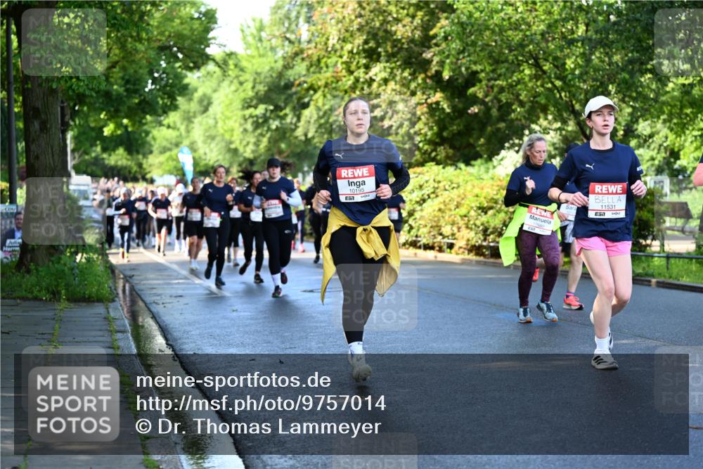 14.06.2026 - REWE Women's Run Dr. Thomas Lammeyer http://msf.ph/oto/9757014 14.06.2026 09:20:52 Laufen 10195, 57, 11531, 7 meine-sportfotos.de