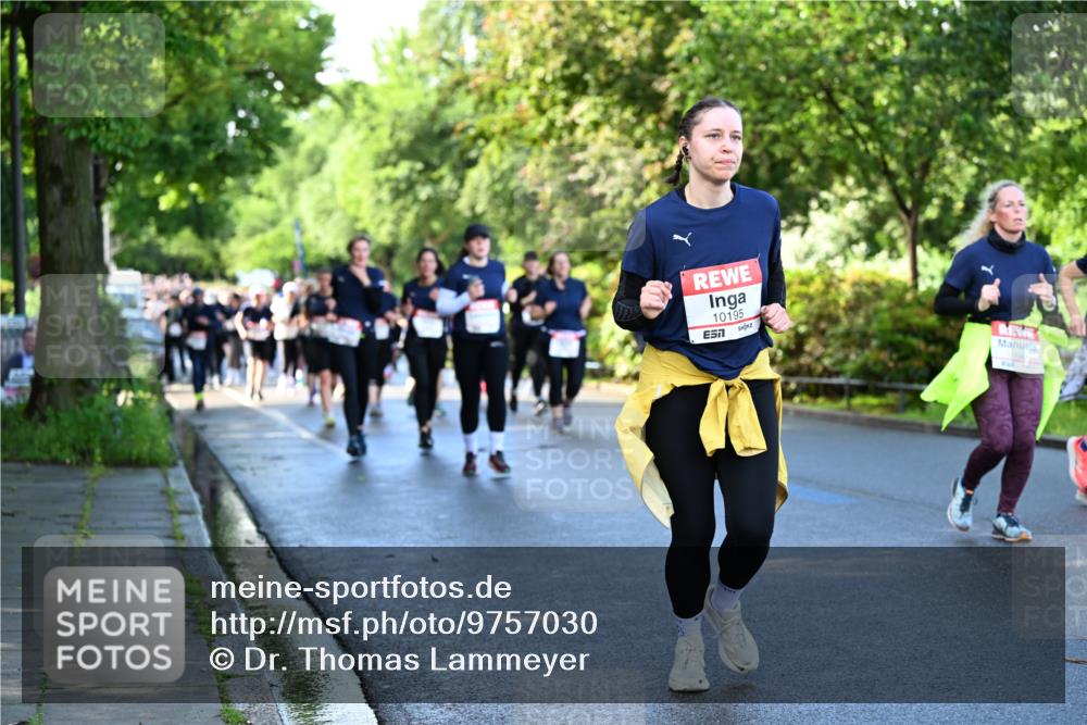 14.06.2026 - REWE Women's Run Dr. Thomas Lammeyer http://msf.ph/oto/9757030 14.06.2026 09:20:53 Laufen 10195 meine-sportfotos.de