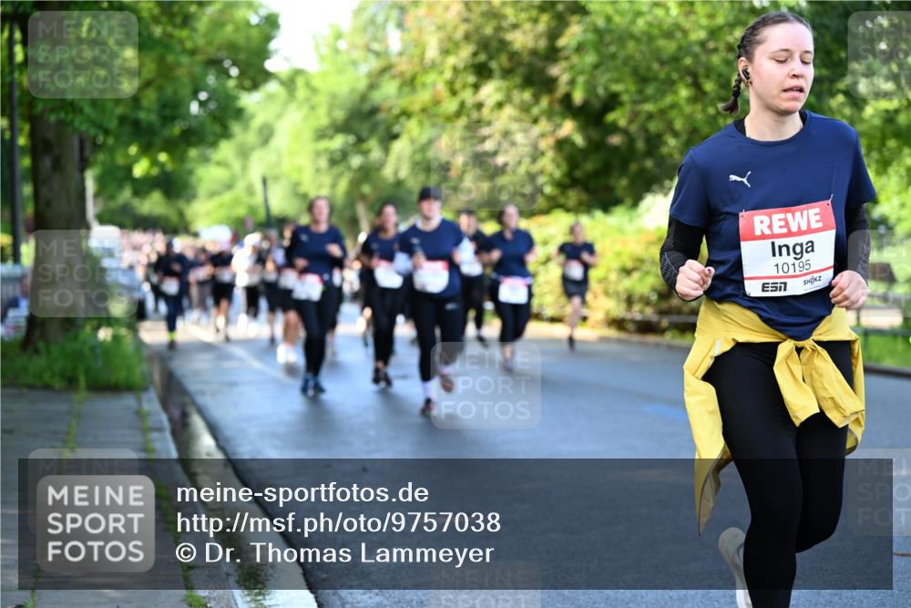 14.06.2026 - REWE Women's Run Dr. Thomas Lammeyer http://msf.ph/oto/9757038 14.06.2026 09:20:54 Laufen 10195 meine-sportfotos.de
