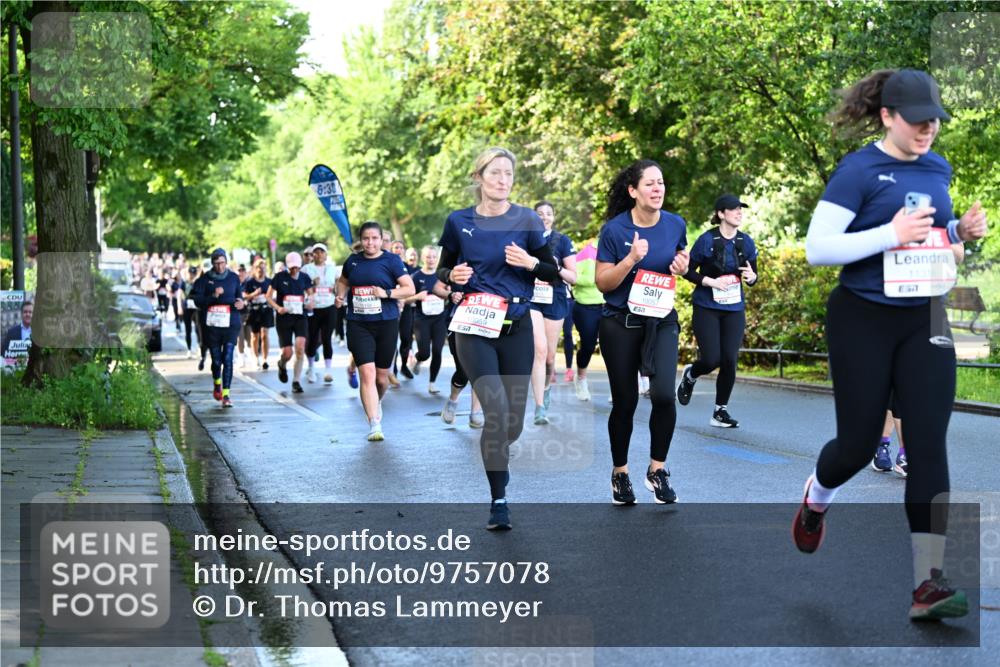 14.06.2026 - REWE Women's Run Dr. Thomas Lammeyer http://msf.ph/oto/9757078 14.06.2026 09:20:56 Laufen 6, 30, 10059, 7, 5, 10057, 11316 meine-sportfotos.de