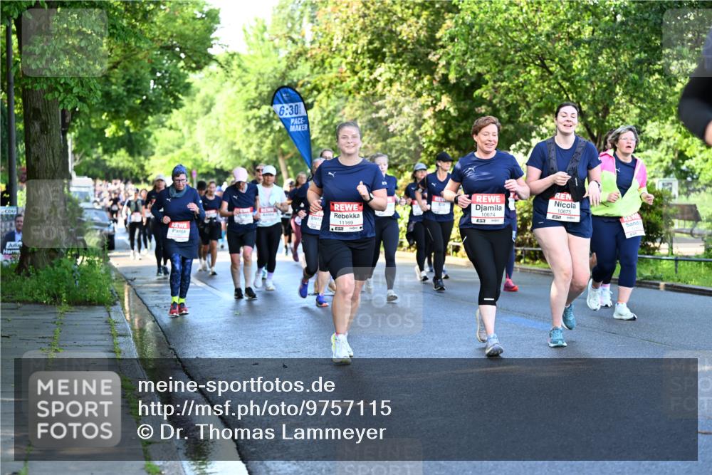 14.06.2026 - REWE Women's Run Dr. Thomas Lammeyer http://msf.ph/oto/9757115 14.06.2026 09:20:59 Laufen 6, 30, 11169, 10674, 51, 10675 meine-sportfotos.de