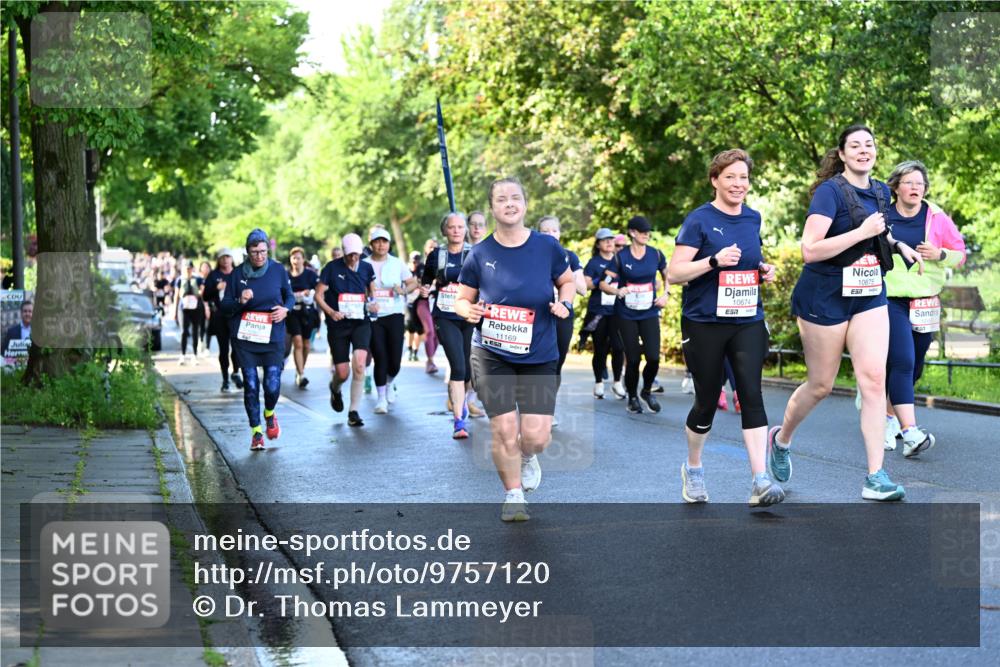 14.06.2026 - REWE Women's Run Dr. Thomas Lammeyer http://msf.ph/oto/9757120 14.06.2026 09:20:59 Laufen 11169, 10674, 10675 meine-sportfotos.de