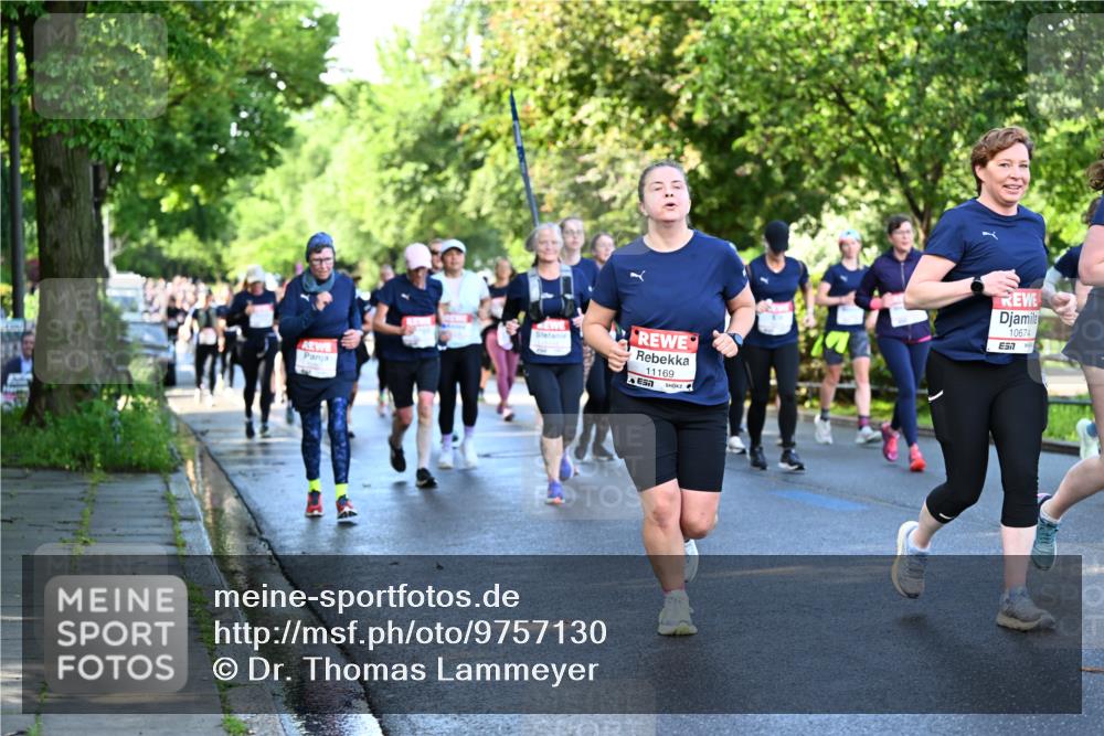 14.06.2026 - REWE Women's Run Dr. Thomas Lammeyer http://msf.ph/oto/9757130 14.06.2026 09:21:00 Laufen 11169, 7, 10674 meine-sportfotos.de