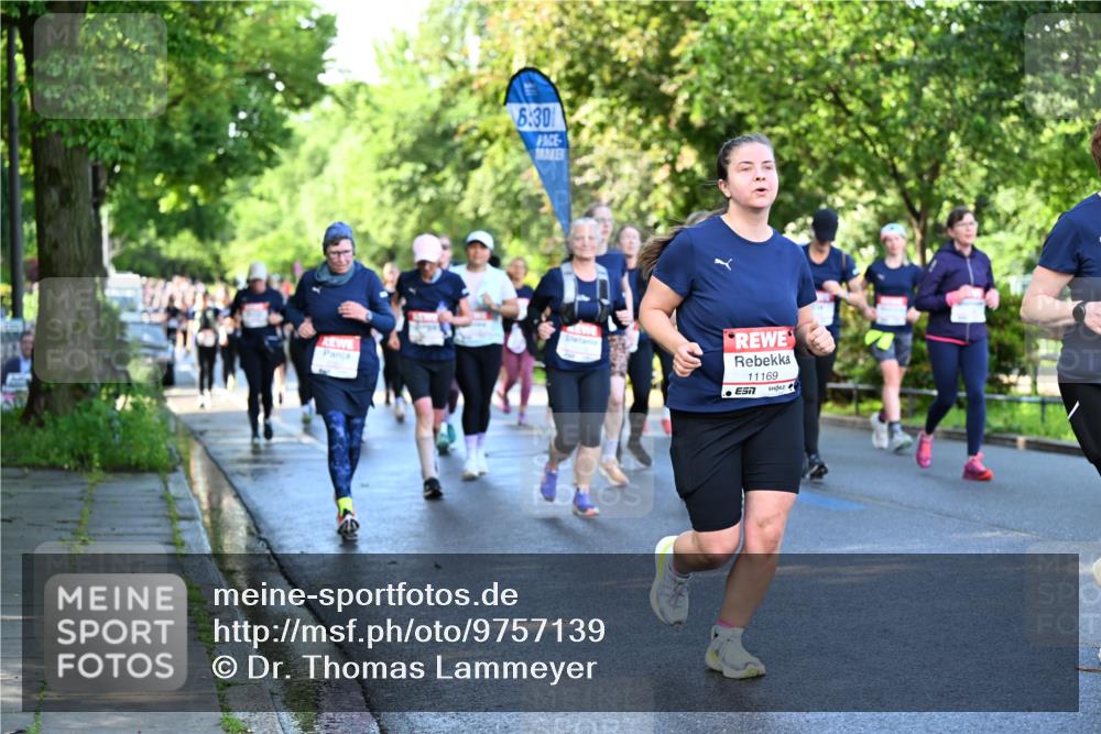 14.06.2026 - REWE Women's Run Dr. Thomas Lammeyer http://msf.ph/oto/9757139 14.06.2026 09:21:00 Laufen 6, 30, 11169, 7 meine-sportfotos.de