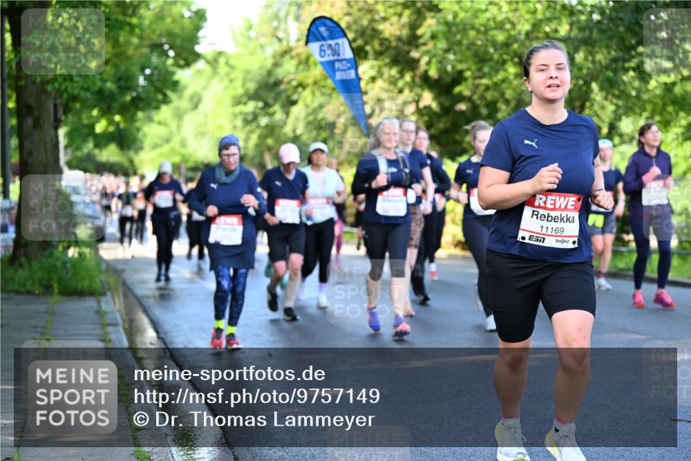 14.06.2026 - REWE Women's Run Dr. Thomas Lammeyer http://msf.ph/oto/9757149 14.06.2026 09:21:01 Laufen 6, 30, 11169, 7 meine-sportfotos.de