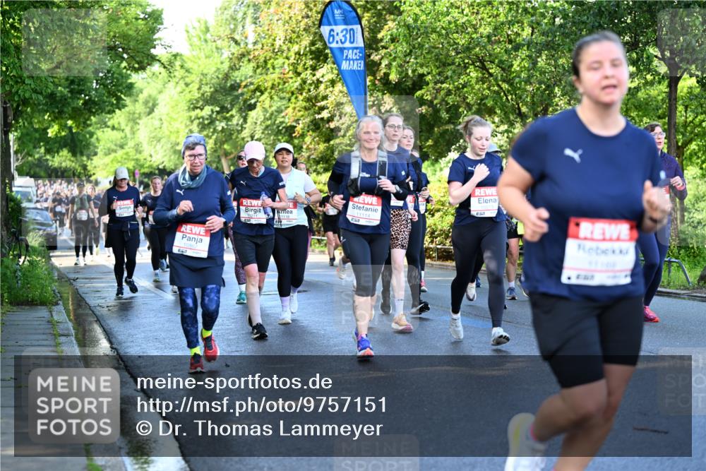 14.06.2026 - REWE Women's Run Dr. Thomas Lammeyer http://msf.ph/oto/9757151 14.06.2026 09:21:01 Laufen 7, 6, 30, 1118, 11114, 57 meine-sportfotos.de