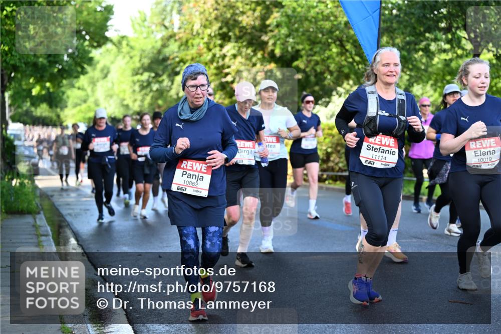 14.06.2026 - REWE Women's Run Dr. Thomas Lammeyer http://msf.ph/oto/9757168 14.06.2026 09:21:02 Laufen 10862, 7, 1121, 11114, 7, 10019 meine-sportfotos.de
