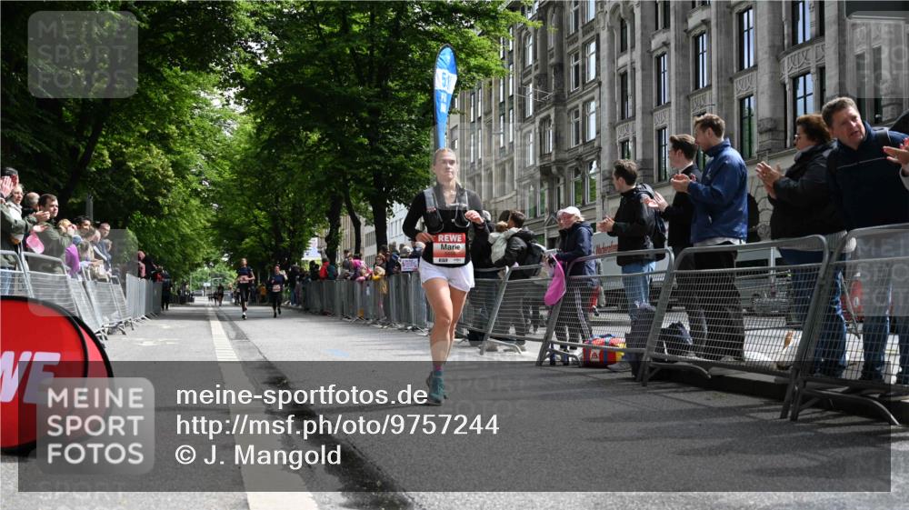 14.06.2026 - REWE Women's Run J. Mangold http://msf.ph/oto/9757244 14.06.2026 10:55:18 Ziel 5287, 5308, 5695 meine-sportfotos.de