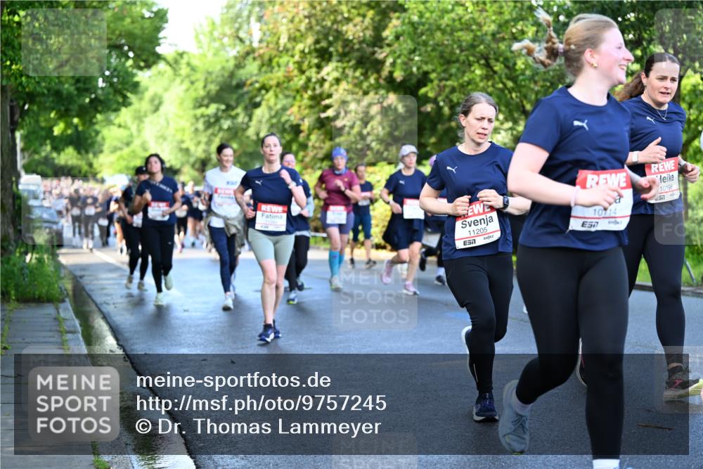 14.06.2026 - REWE Women's Run Dr. Thomas Lammeyer http://msf.ph/oto/9757245 14.06.2026 09:21:08 Laufen 11205, 7, 10114, 10198 meine-sportfotos.de