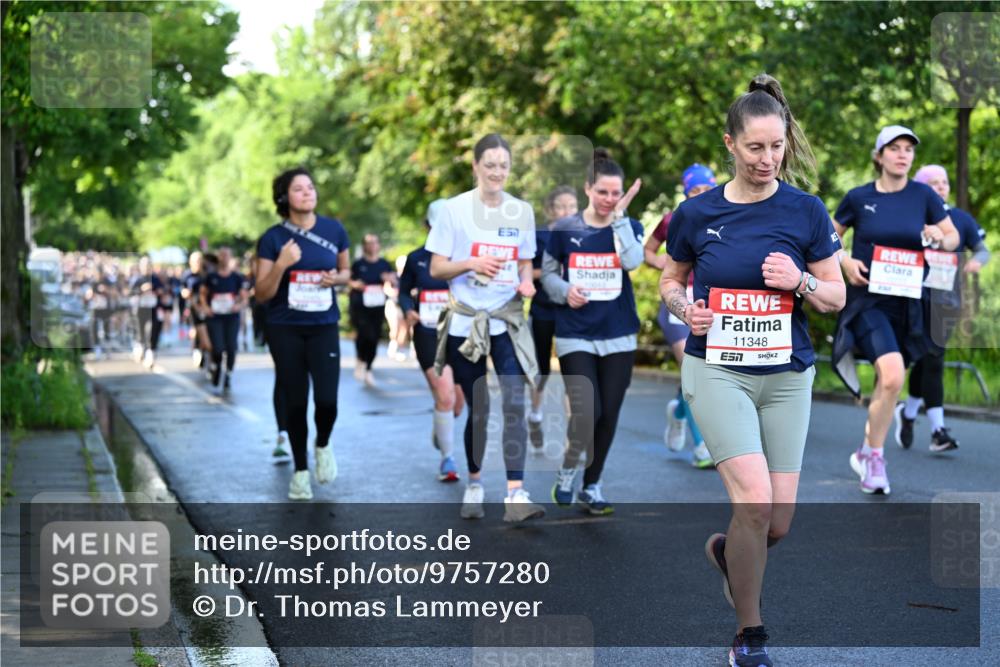 14.06.2026 - REWE Women's Run Dr. Thomas Lammeyer http://msf.ph/oto/9757280 14.06.2026 09:21:10 Laufen 57, 11348 meine-sportfotos.de