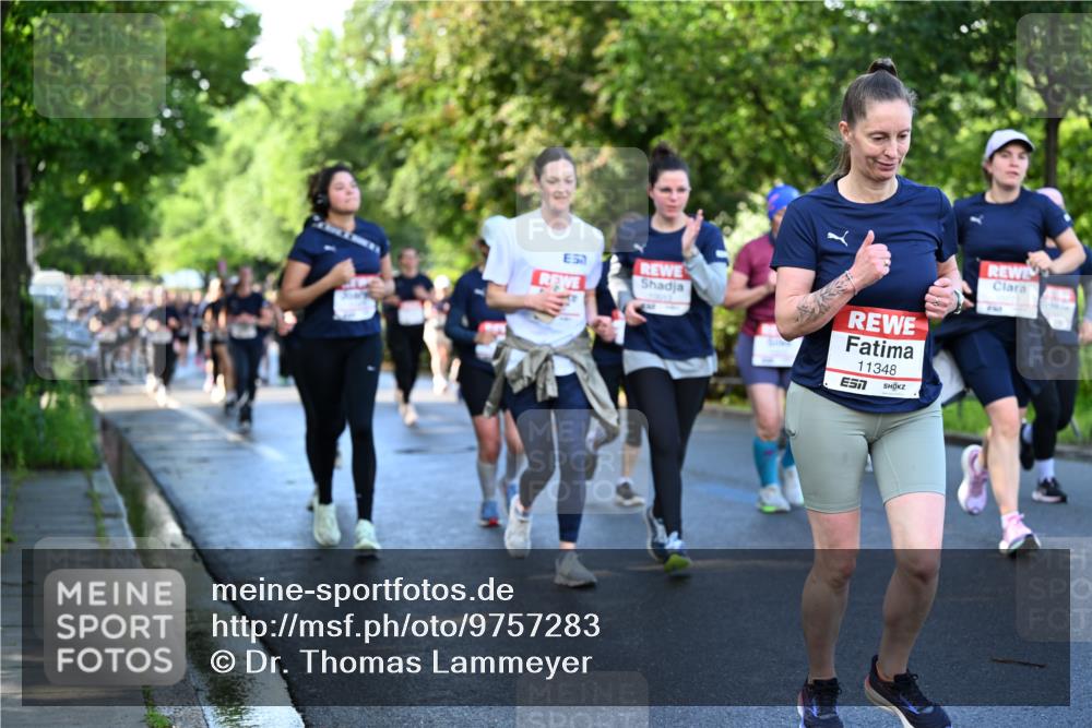 14.06.2026 - REWE Women's Run Dr. Thomas Lammeyer http://msf.ph/oto/9757283 14.06.2026 09:21:10 Laufen 7, 11348 meine-sportfotos.de