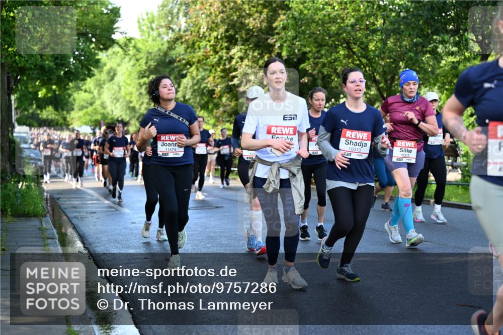 14.06.2026 - REWE Women's Run Dr. Thomas Lammeyer http://msf.ph/oto/9757286 14.06.2026 09:21:11 Laufen 11474, 111, 10013, 57, 10313 meine-sportfotos.de