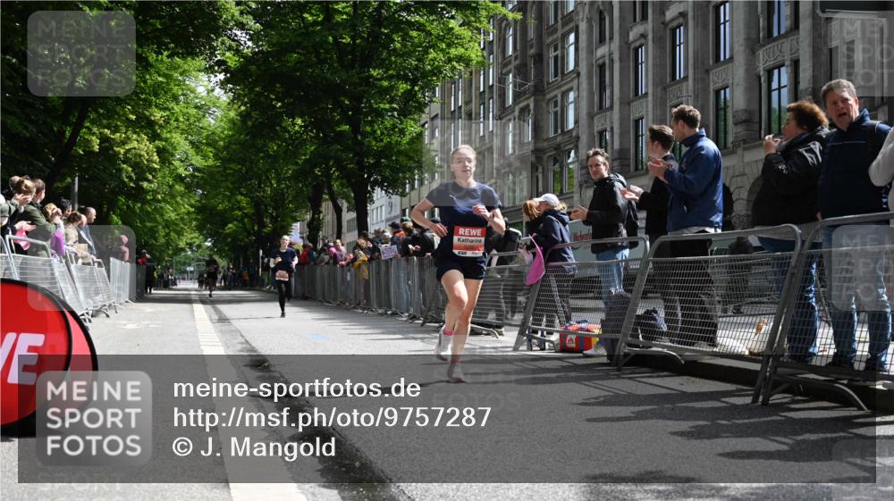 14.06.2026 - REWE Women's Run J. Mangold http://msf.ph/oto/9757287 14.06.2026 10:55:28 Ziel 5250, 5789, 6069 meine-sportfotos.de