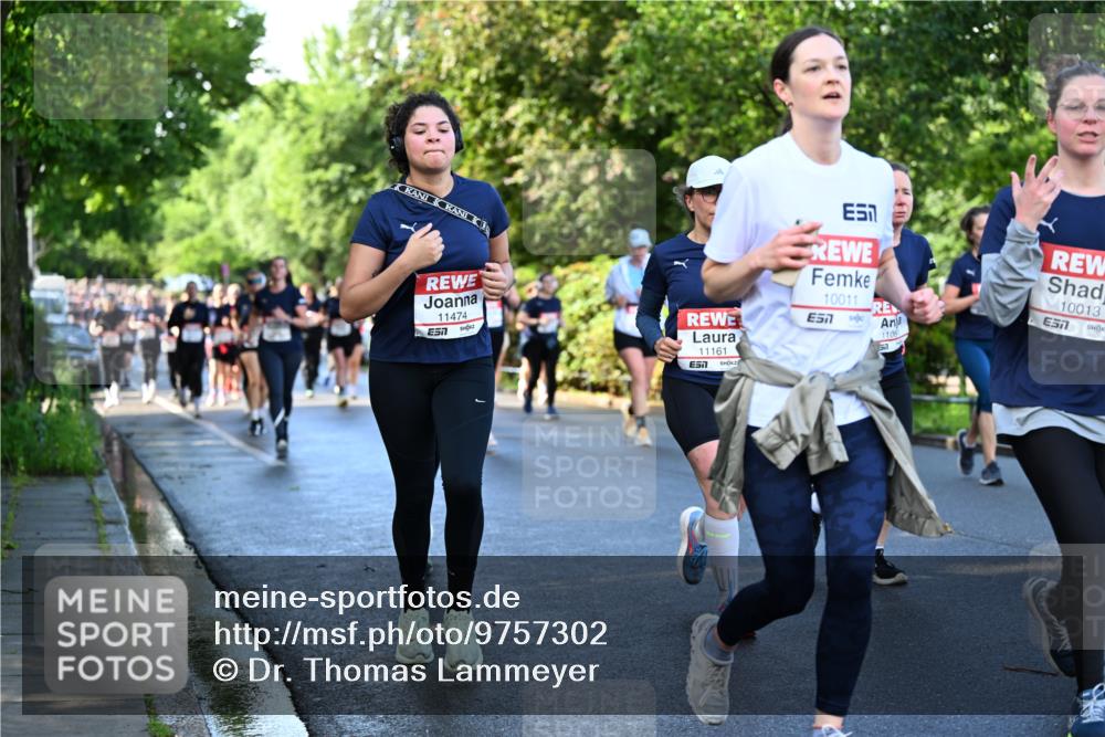 14.06.2026 - REWE Women's Run Dr. Thomas Lammeyer http://msf.ph/oto/9757302 14.06.2026 09:21:12 Laufen 11474, 11161, 7, 10011, 7, 1106, 10013, 7 meine-sportfotos.de