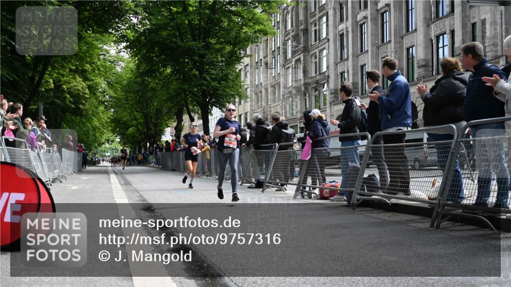 14.06.2026 - REWE Women's Run J. Mangold http://msf.ph/oto/9757316 14.06.2026 10:55:43 Ziel 5527, 5979 meine-sportfotos.de