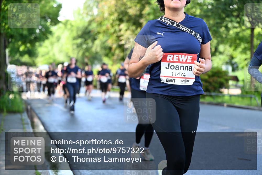 14.06.2026 - REWE Women's Run Dr. Thomas Lammeyer http://msf.ph/oto/9757322 14.06.2026 09:21:13 Laufen 11474 meine-sportfotos.de