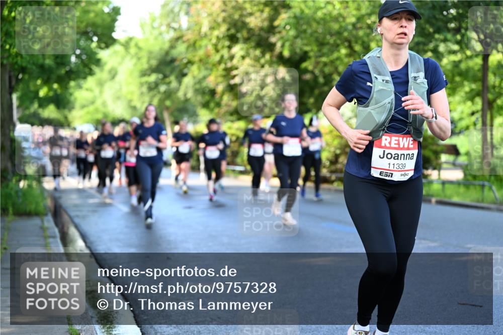 14.06.2026 - REWE Women's Run Dr. Thomas Lammeyer http://msf.ph/oto/9757328 14.06.2026 09:21:14 Laufen 11339 meine-sportfotos.de