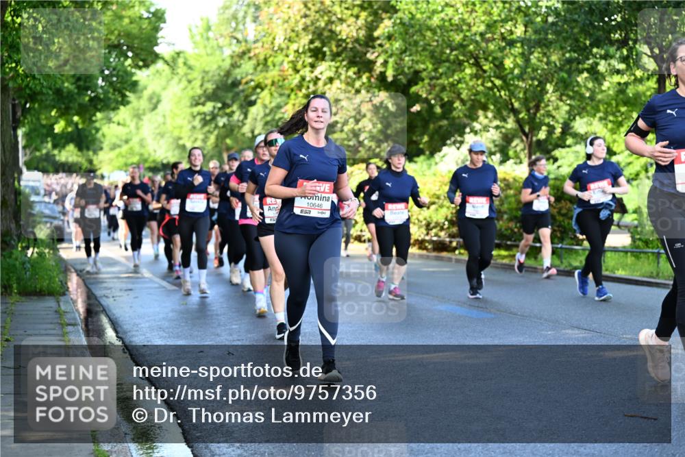 14.06.2026 - REWE Women's Run Dr. Thomas Lammeyer http://msf.ph/oto/9757356 14.06.2026 09:21:16 Laufen 10646, 7 meine-sportfotos.de