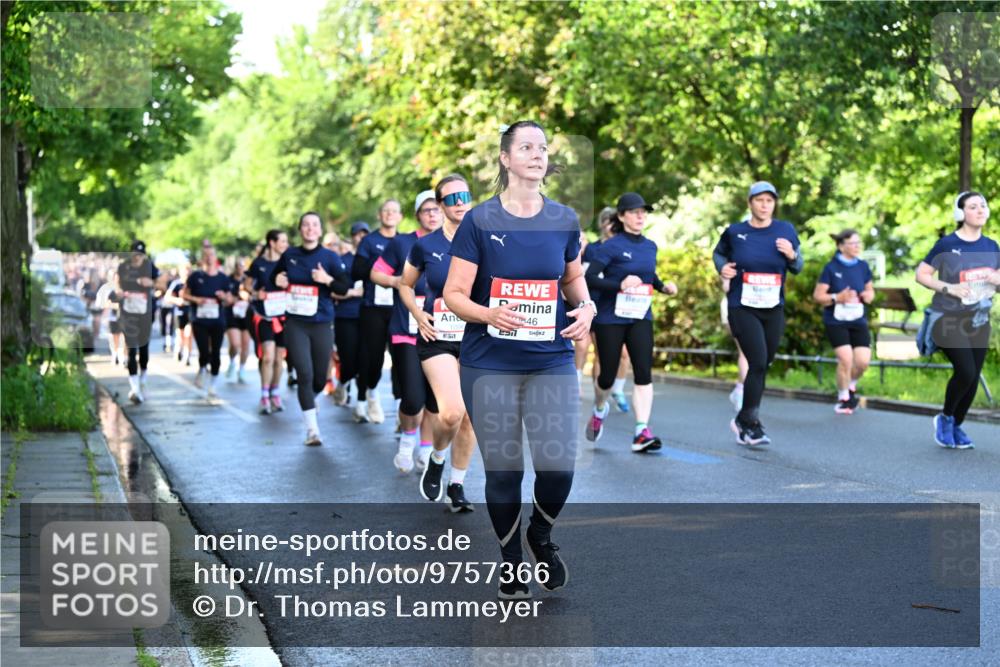 14.06.2026 - REWE Women's Run Dr. Thomas Lammeyer http://msf.ph/oto/9757366 14.06.2026 09:21:17 Laufen 1096, 51, 46 meine-sportfotos.de