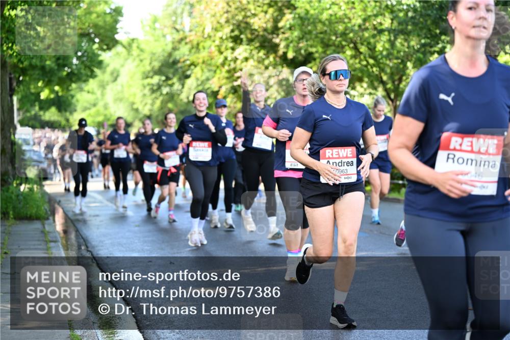 14.06.2026 - REWE Women's Run Dr. Thomas Lammeyer http://msf.ph/oto/9757386 14.06.2026 09:21:18 Laufen 57, 0963, 46 meine-sportfotos.de