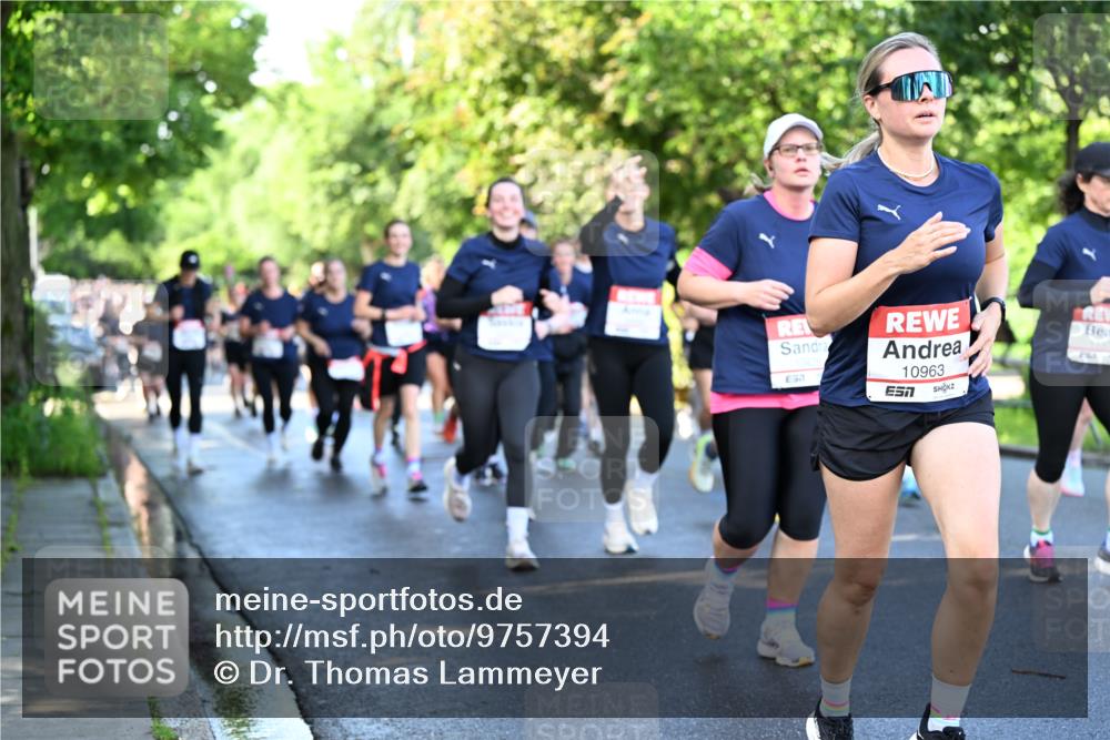 14.06.2026 - REWE Women's Run Dr. Thomas Lammeyer http://msf.ph/oto/9757394 14.06.2026 09:21:19 Laufen 10963, 57 meine-sportfotos.de