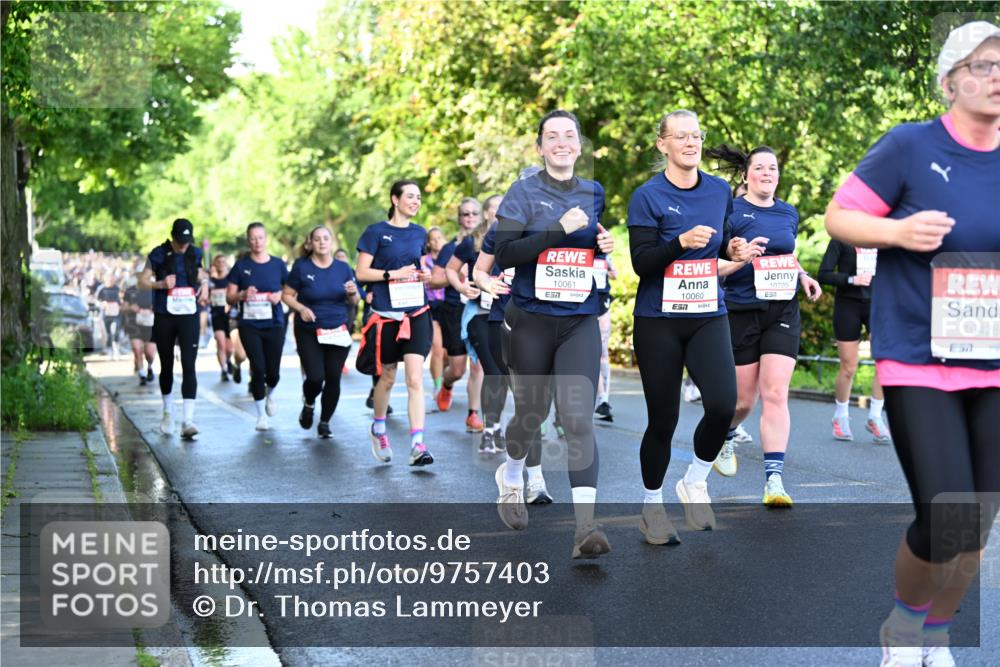 14.06.2026 - REWE Women's Run Dr. Thomas Lammeyer http://msf.ph/oto/9757403 14.06.2026 09:21:19 Laufen 10061, 7, 10060, 10795, 7, 7, 10428 meine-sportfotos.de