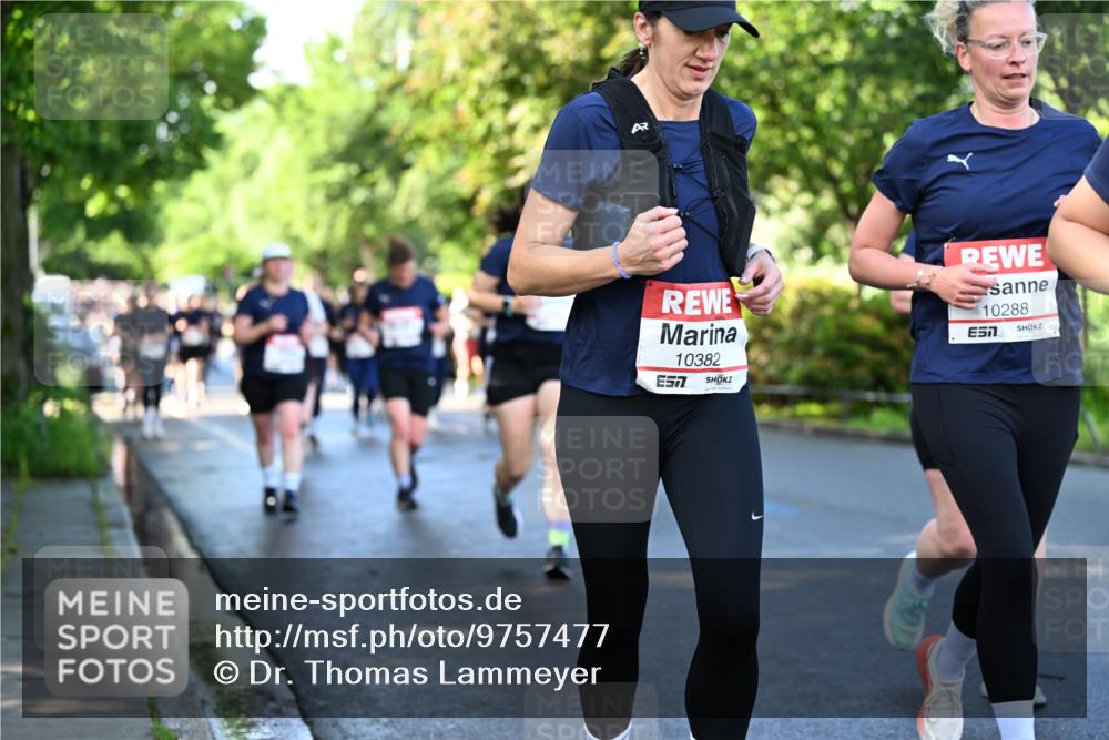 14.06.2026 - REWE Women's Run Dr. Thomas Lammeyer http://msf.ph/oto/9757477 14.06.2026 09:21:24 Laufen 10382, 57, 10288 meine-sportfotos.de