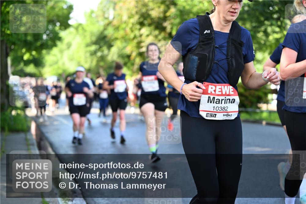 14.06.2026 - REWE Women's Run Dr. Thomas Lammeyer http://msf.ph/oto/9757481 14.06.2026 09:21:25 Laufen 10382, 7 meine-sportfotos.de