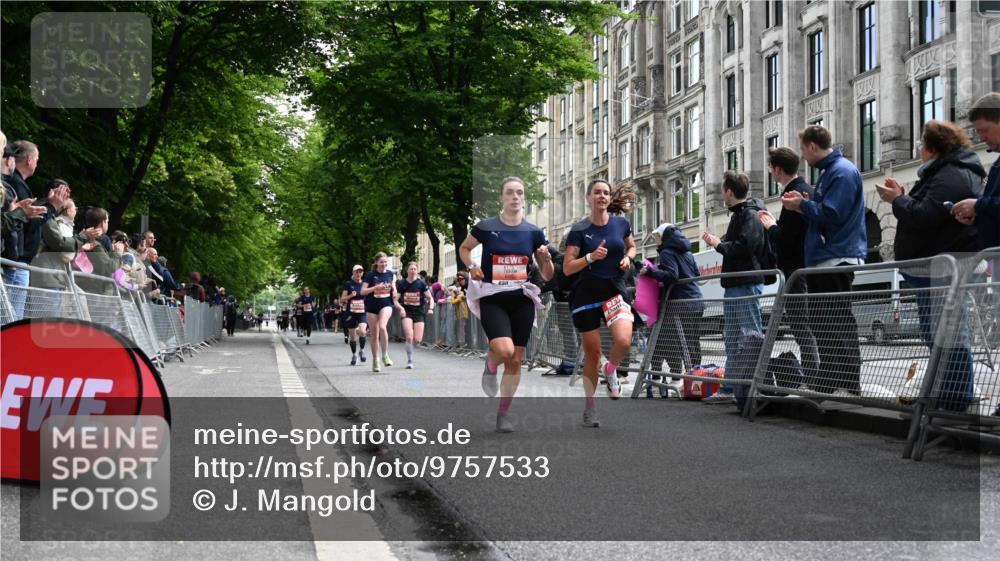 14.06.2026 - REWE Women's Run J. Mangold http://msf.ph/oto/9757533 14.06.2026 10:56:37 Ziel 5021, 5023, 5070, 5074, 5219, 5571, 5583, 6053 meine-sportfotos.de