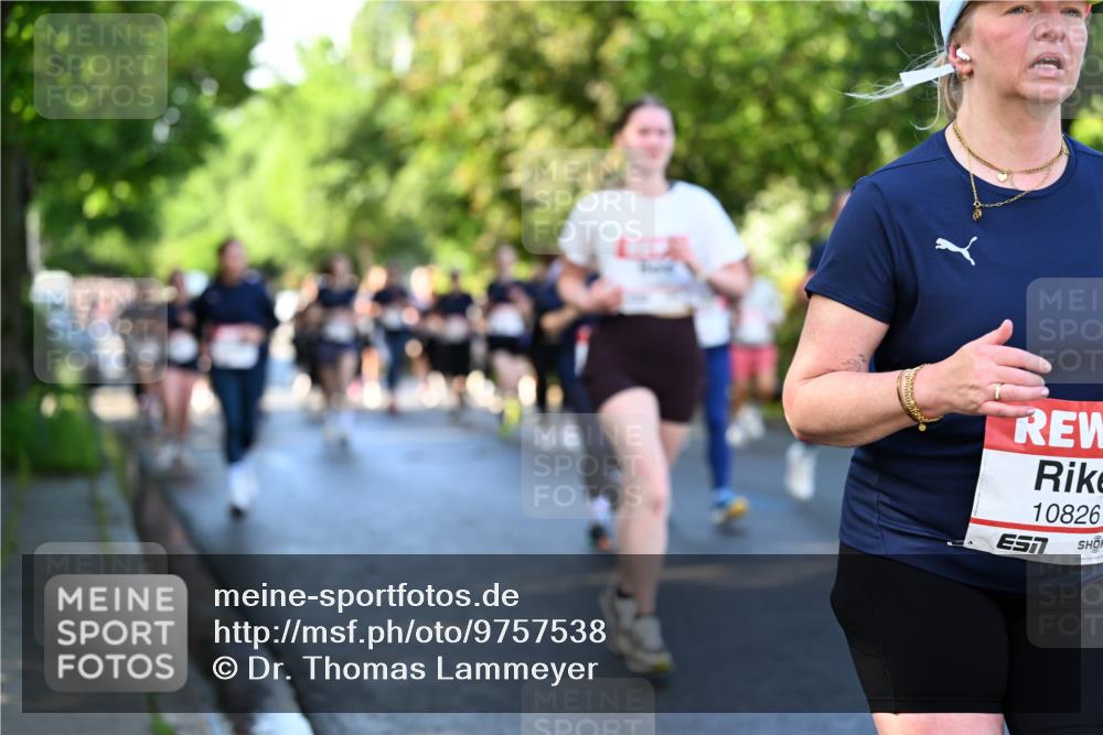 14.06.2026 - REWE Women's Run Dr. Thomas Lammeyer http://msf.ph/oto/9757538 14.06.2026 09:21:29 Laufen 10826 meine-sportfotos.de