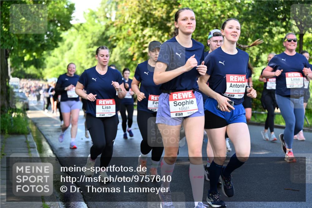 14.06.2026 - REWE Women's Run Dr. Thomas Lammeyer http://msf.ph/oto/9757640 14.06.2026 09:21:36 Laufen 102, 10581, 7, 11235, 651, 11121, 10747 meine-sportfotos.de