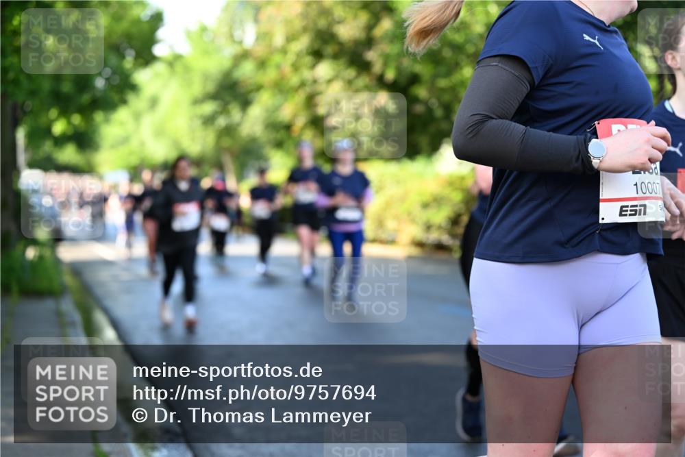 14.06.2026 - REWE Women's Run Dr. Thomas Lammeyer http://msf.ph/oto/9757694 14.06.2026 09:21:40 Laufen 10007 meine-sportfotos.de